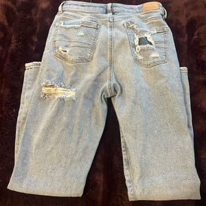 american eagle mom jeans